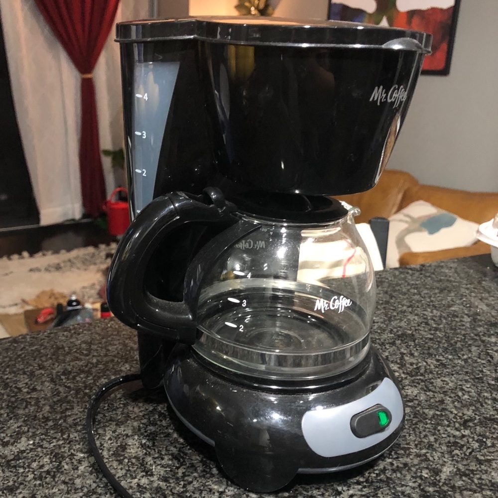 Mr. Coffee 4-Cup Switch Coffee Maker